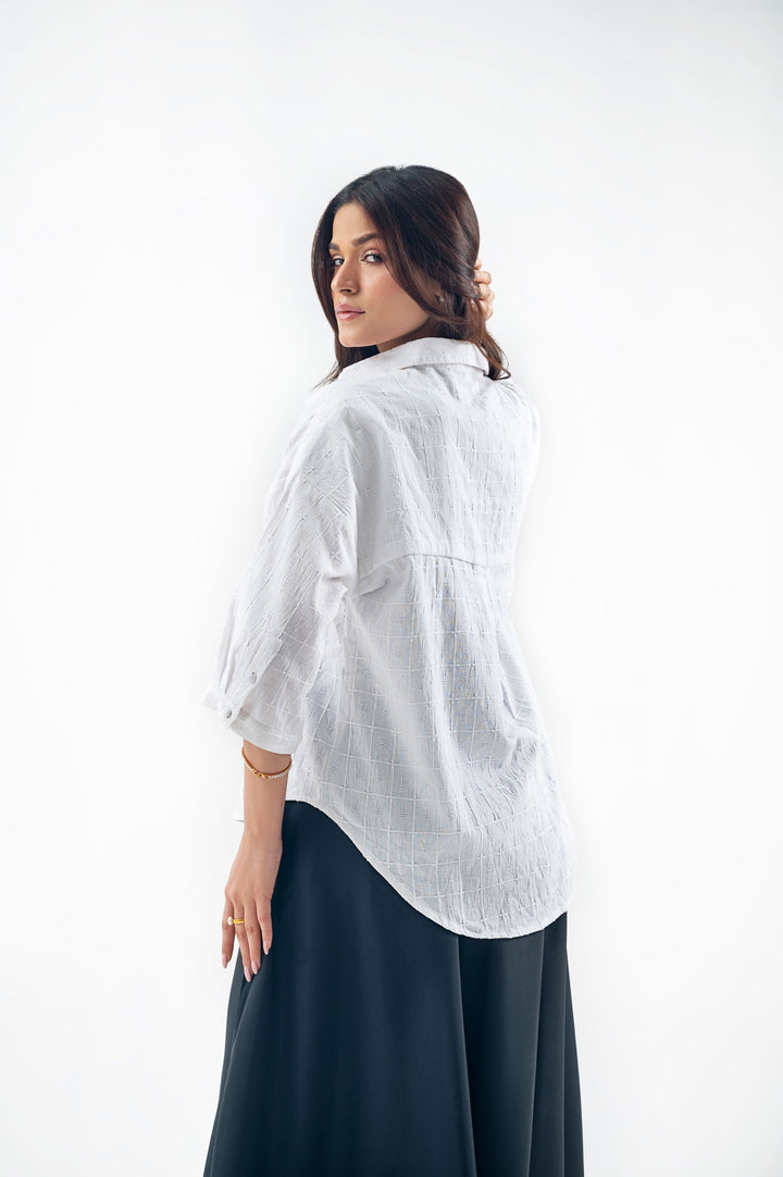 WHITE EMBROIDERED BUTTON DOWN SHIRT